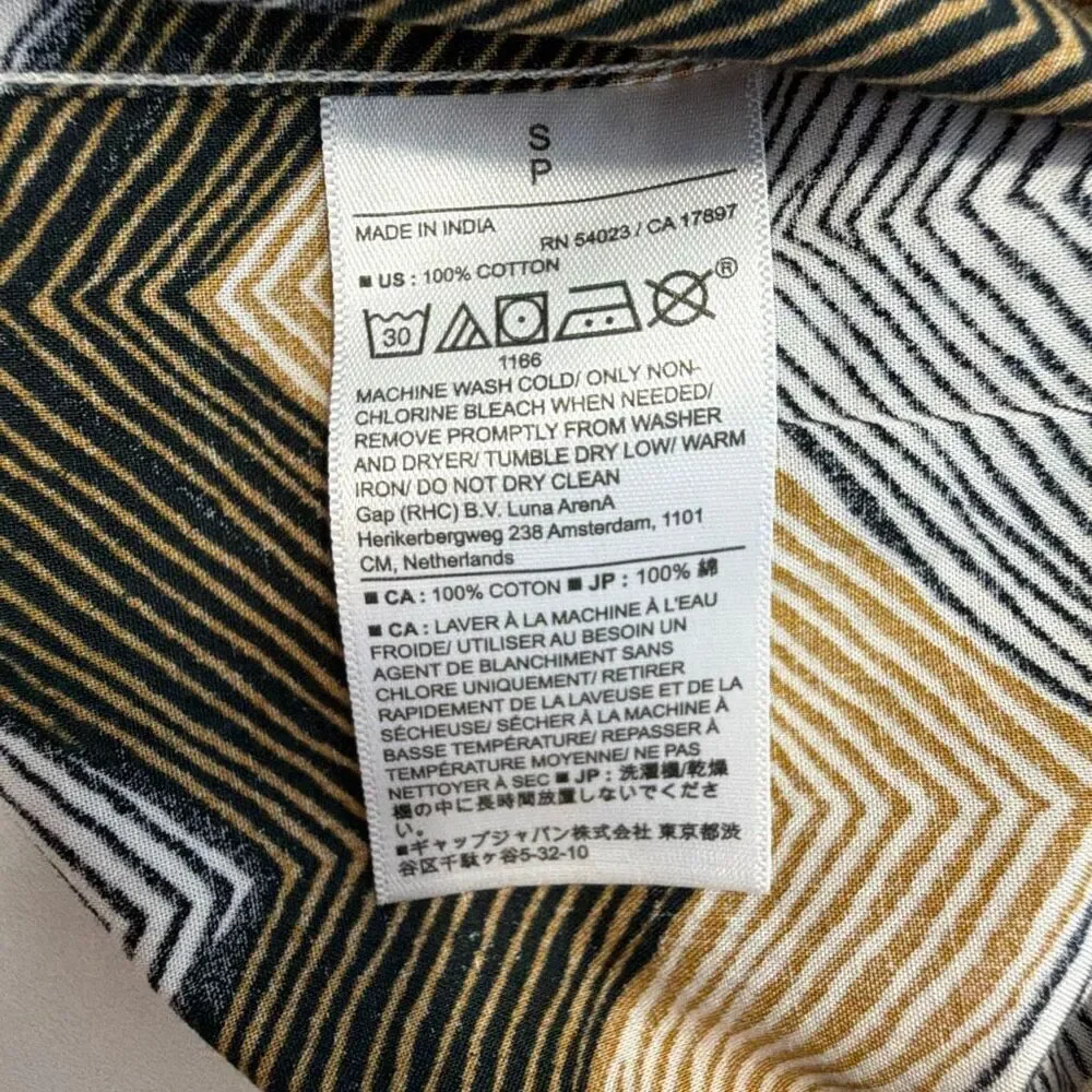 Banana Republic Men’s Small Jacquard Resort Wear Dress Shirt  NWT